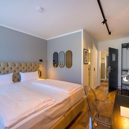 לברקוסן Nikii City Hotel מראה חיצוני תמונה