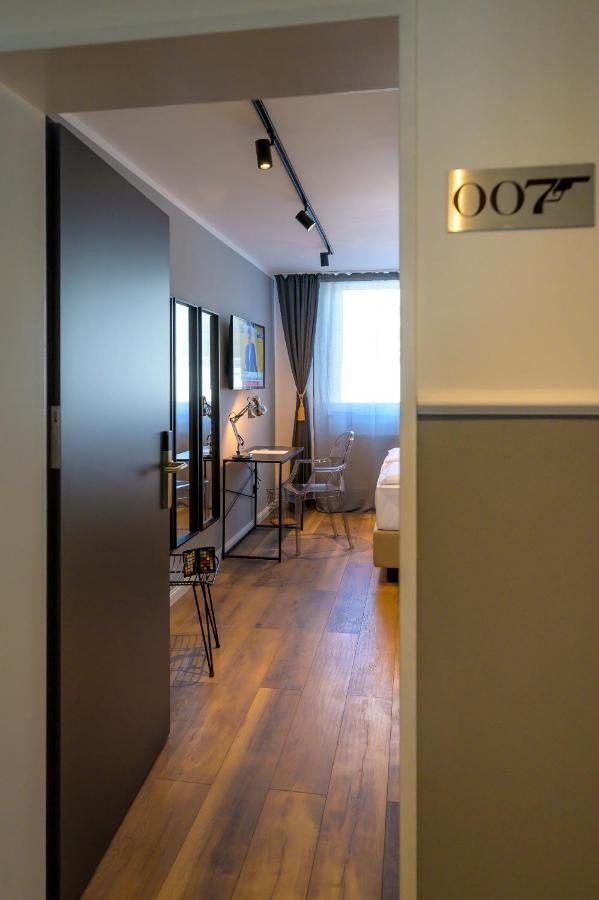 לברקוסן Nikii City Hotel מראה חיצוני תמונה